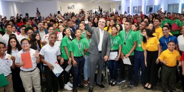 Estrategias educativas de Abinader se coronan como el mayor logro de su administración