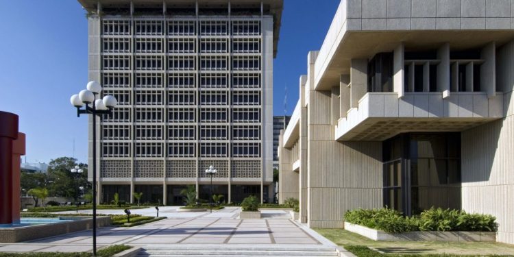 Banco Central de la República Dominicana analiza condiciones monetarias y financieras al cierre de 2024