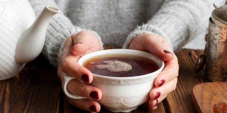 Así es como el consumo diario de té impacta en tu cuerpo