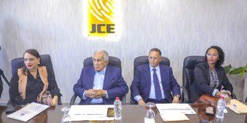 CONAPE y JCE se unen para facilitar la entrega de la nueva cédula a adultos mayores