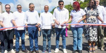 David Collado entrega obras en Arroyo Barril y da inicio a proyectos en Santa Bárbara, Samaná