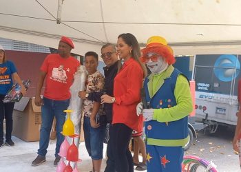 Grupo CAM lleva alegría a miles de niños en el Día de Reyes