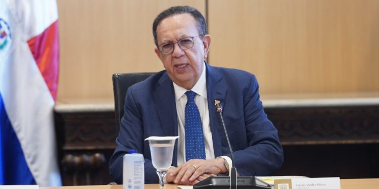 Economía Dominicana creció 5.0% en 2024, liderando el crecimiento en América Latina