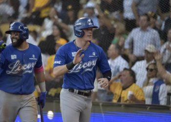 Licey aplasta a las Águilas y mantiene el liderato