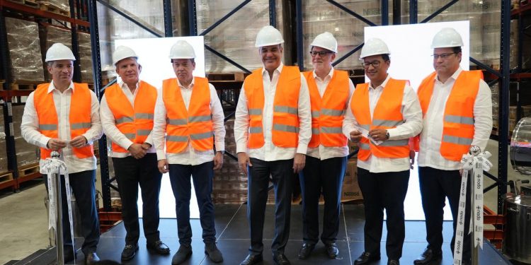 Inauguración del centro logístico de Nestlé refuerza a RD como hub mundial