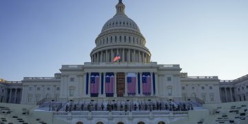 Donald Trump será investido como presidente dentro del Capitolio en una ceremonia histórica