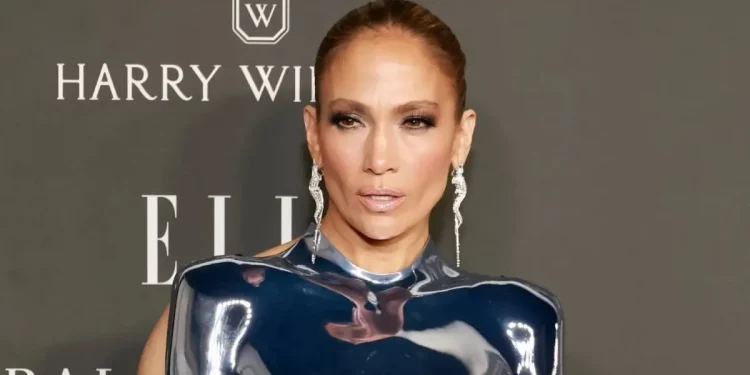Jennifer Lopez presenta una nueva adaptación de «El beso de la mujer araña» en el Festival de Sundance