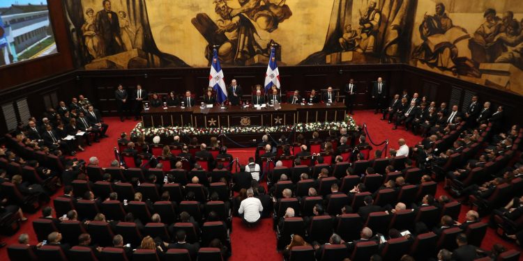 Presidente Abinader destaca progresos en agua potable y vivienda en su discurso de Rendición de Cuentas