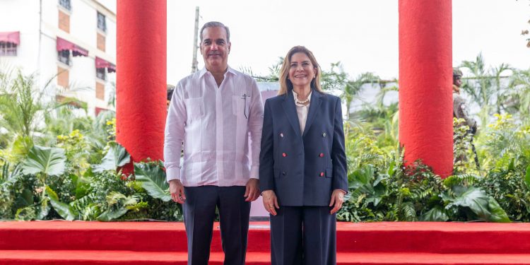 Presidente Abinader y Carolina Mejía lanzan el plan integrado de Santo Domingo para la transformación urbana