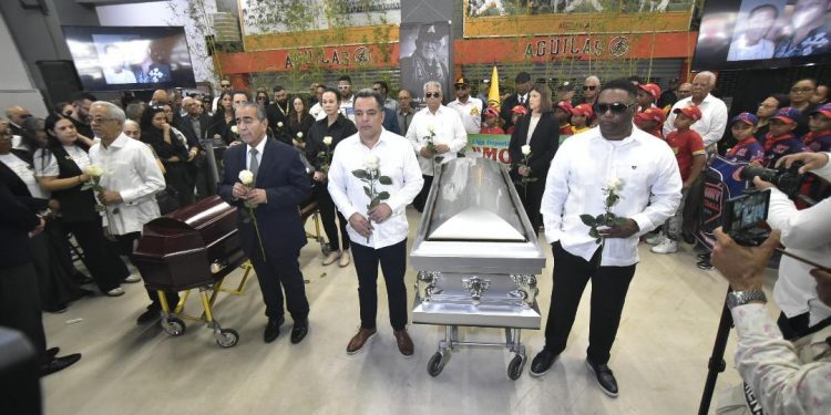 El Estadio Cibao se viste de luto: Águilas Cibaeñas rinden homenaje póstumo a Mendy López y Juan José Tejada