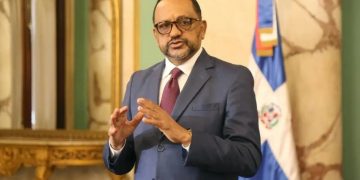 Consultor jurídico del Ejecutivo aclara uso del término «zar» por parte del presidente Abinader