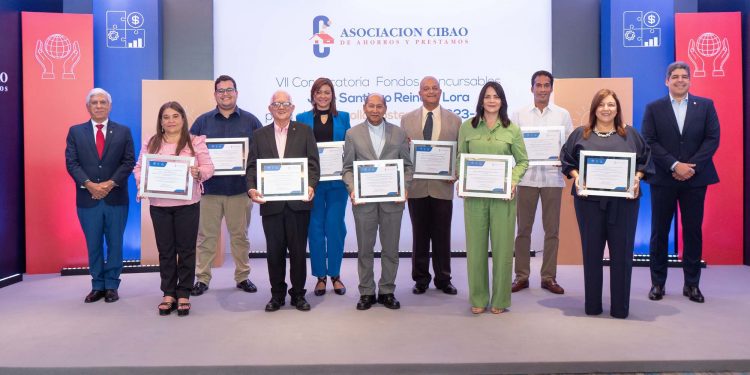«Asociación Cibao Impulsa el Desarrollo Sostenible con Convocatoria de Fondos Concursables»
