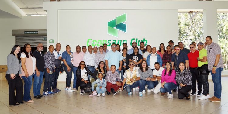 COOPSANO fortalece lazos con comunicadores en Montecristi