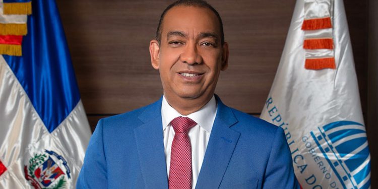 Deligne Ascención celebra logros de su gestión al frente del Ministerio de Obras Públicas y anticipa un futuro prometedor en política