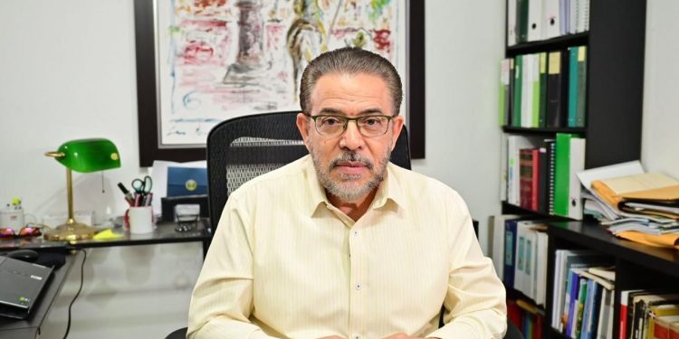 Guillermo Moreno insta a mayor protección para dominicanos en EE.UU. y exige respeto a sus derechos