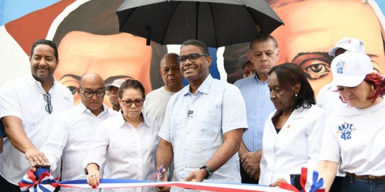 Robert Polanco destaca esfuerzos de inclusión social del Gobierno en Capotillo