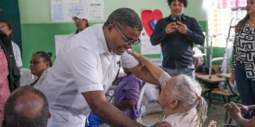 Robert Polanco destaca la lucha contra la pobreza extrema del gobierno de Abinader durante jornada social en Pedro Brand