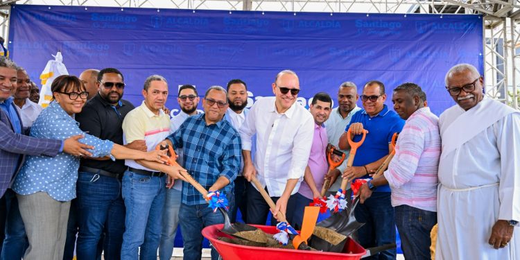 Santiago fortalece su infraestructura deportiva con la construcción de un techado en La Yagüita de Pastor