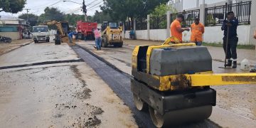 Coraasan lanza programa de bacheo para reparar calles afectadas por trabajos de infraestructura en Santiago