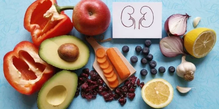 Descubre la fruta recomendada por los nutricionistas para mantener la salud de tus riñones