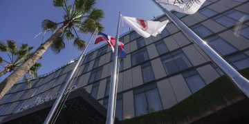 Raquel Peña encabeza apertura del AC Hotel Marriott Santiago, nuevo impulso al turismo y la economía de Santiago