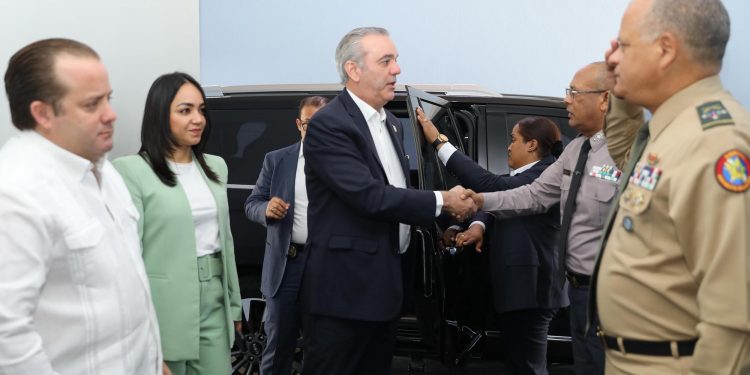 Presidente Abinader encabeza reunión de seguimiento al Plan de Seguridad Ciudadana