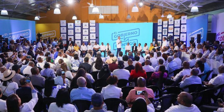Presidente Abinader impulsa inclusión social en Pedro Brand con el programa «Gobierno Contigo»