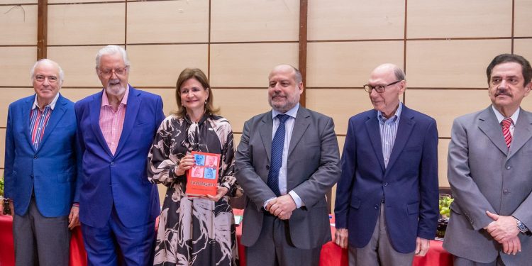 Pablo Gómez Borbón presenta su novela histórica “Yo, Balaguer” en la Biblioteca Nacional
