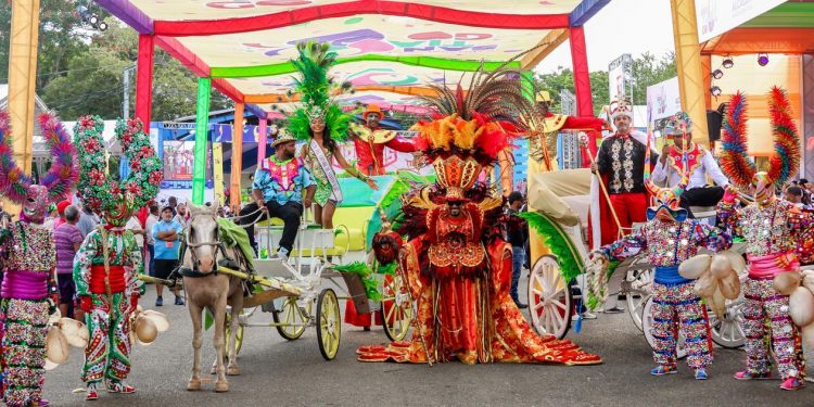 El carnaval de Santiago 2025: Un espectáculo de color y tradición