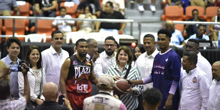 Inauguración de la Versión 45 del Baloncesto Superior de Santiago: un homenaje a David Collado
