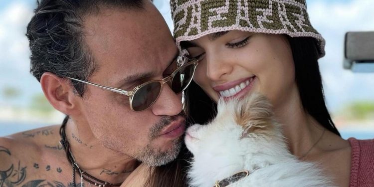 Marc Anthony retoma sus vacaciones en Casa de Campo tras incendio en su villa