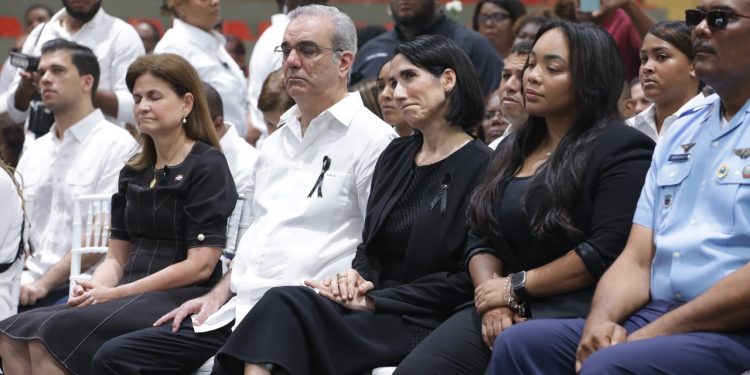 Presidente Abinader participa del acto memorial por los fallecidos en la tragedia del Jet Set