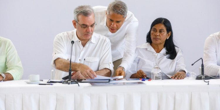 Director de Coraasan valora como positivas medidas migratorias anunciadas por el presidente Abinader