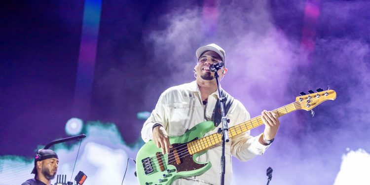 Barak y PAV Events llenan de fe, música y solidaridad el Estadio Quisqueya