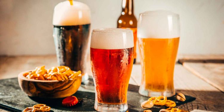 8 cócteles con cerveza para refrescarte este verano