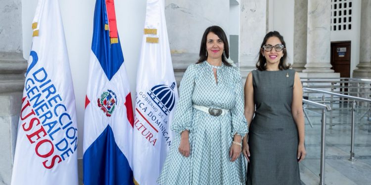 Embajadora de Turquía visita el Monumento a los Héroes de la Restauración y conoce sus programas educativos