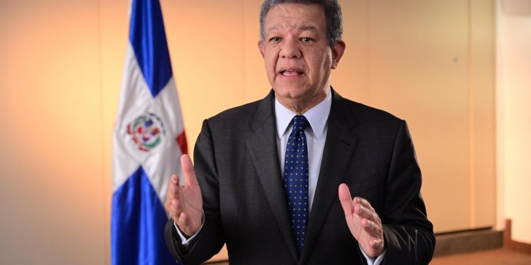 Leonel Fernández despide a Rubby Pérez: “El país ha perdido a un gran artista”