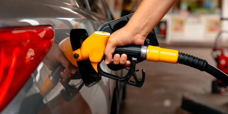 Gobierno dispone subsidio de RD$126.9 millones para estabilizar precios de combustibles esenciales