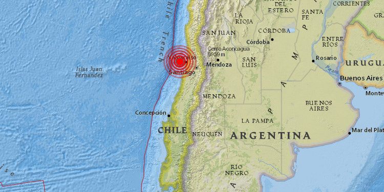 Fuerte sismo sacude el sur de Chile y provoca alerta de tsunami en la Antártida y Ushuaia