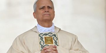 El papa León XIV llama a reconciliación y solidaridad global en su entronización