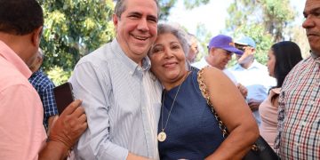 Francisco Javier García celebra a las madres dominicanas y promete impulsar políticas en su favor