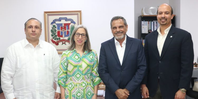 DCNB y Minerd se unen para integrar la educación en la formación de jóvenes peloteros