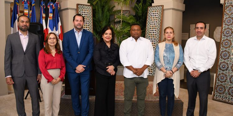 Realizan Acuerdo de Colaboración “Unidos por La Ciudad Colonial”