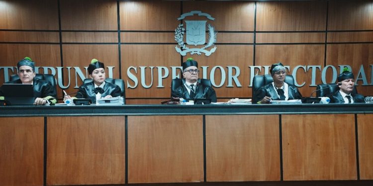 TSE detiene elección anticipada del PLD y suspende reunión del Comité Central del 8 de junio
