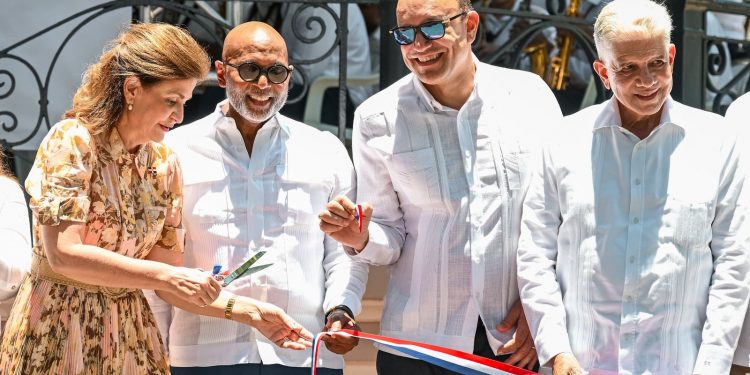 Ulises Rodríguez resalta impacto de obras que transforman el Centro Histórico de Santiago