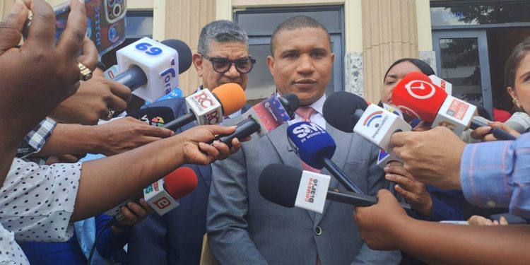 Vargavila Riverón exige acción contra Ángel Martínez por campaña difamatoria contra empresarios y políticos dominicanos