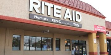 Cadena farmacias Rite Aid cerrará todas sus tiendas en NY; dominicano se afectarían