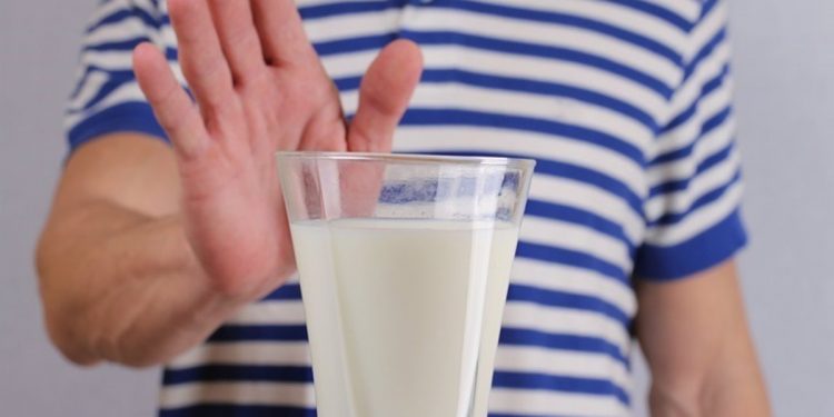 ¿Intolerancia a la lactosa o alergia a la leche? Aprende a diferenciarlas y cuida tu salud