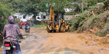 Lluvias provocan derrumbe en carretera La Ciénaga de Manabao