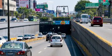 Obras Públicas repara filtraciones y fallas eléctricas en túnel de la 27 de Febrero